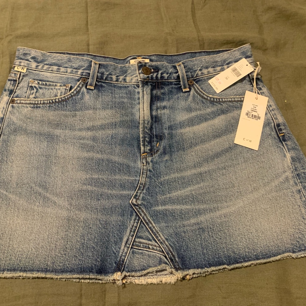 Brand new Anthropologie jean skirt. Size 30